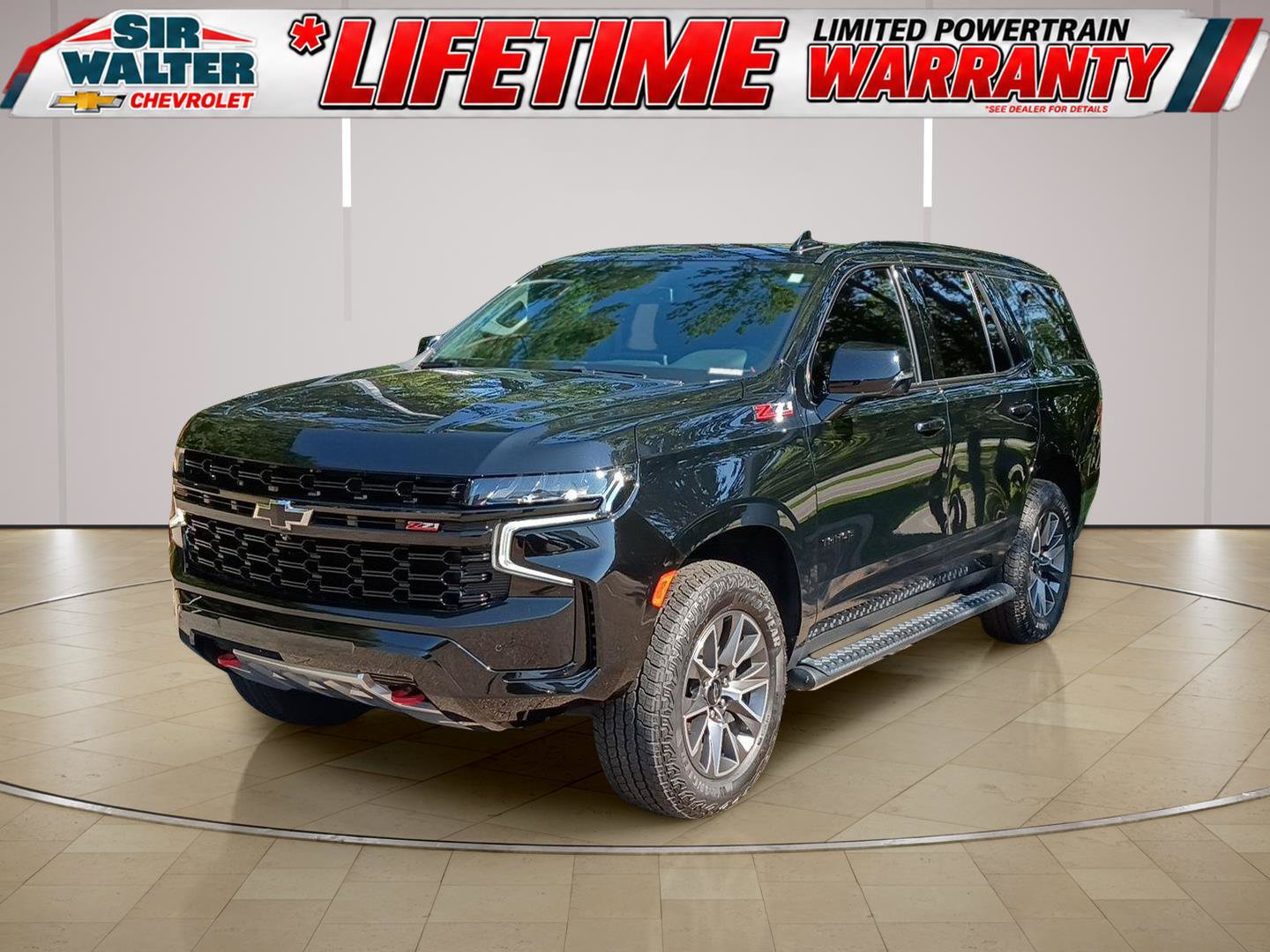 Used 2024 Chevrolet Tahoe Z71 w/ Luxury Package AWD/4WD image 1