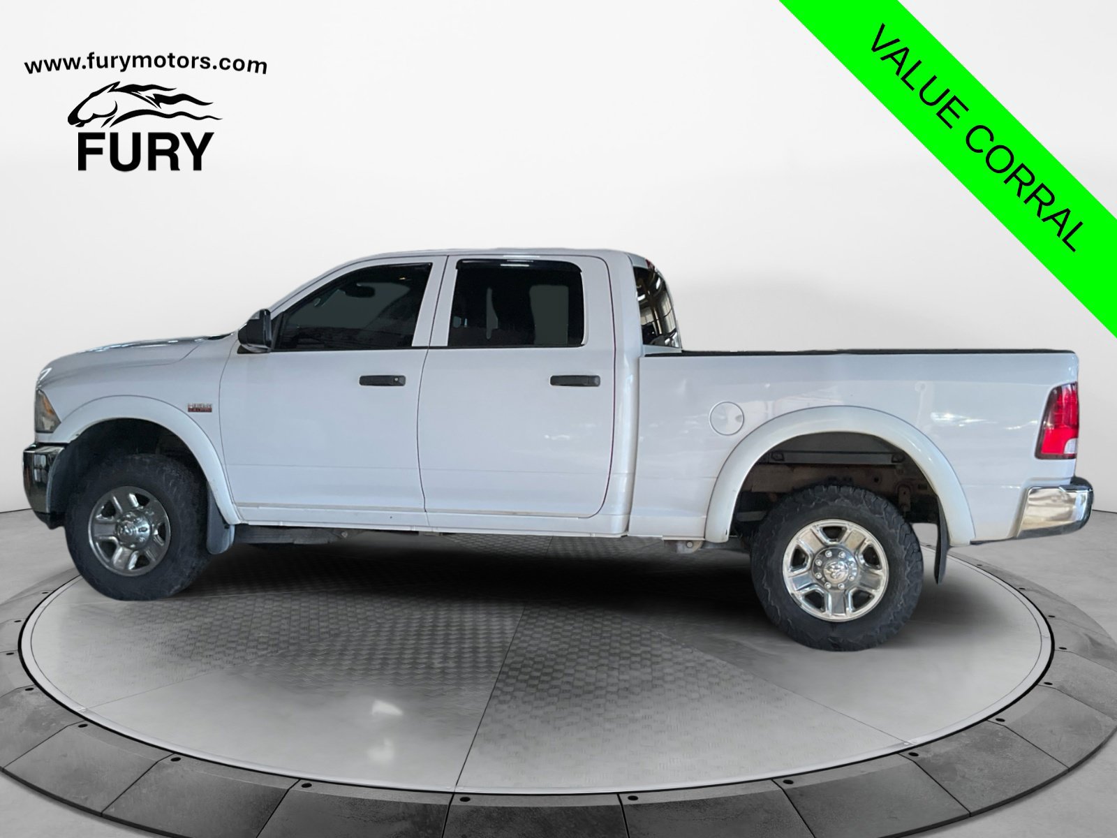 Used 2015 RAM 2500 Tradesman w/ Chrome Appearance Group AWD/4WD image 6