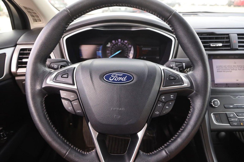 Used 2019 Ford Fusion SE w/ Equipment Group 151A image 10