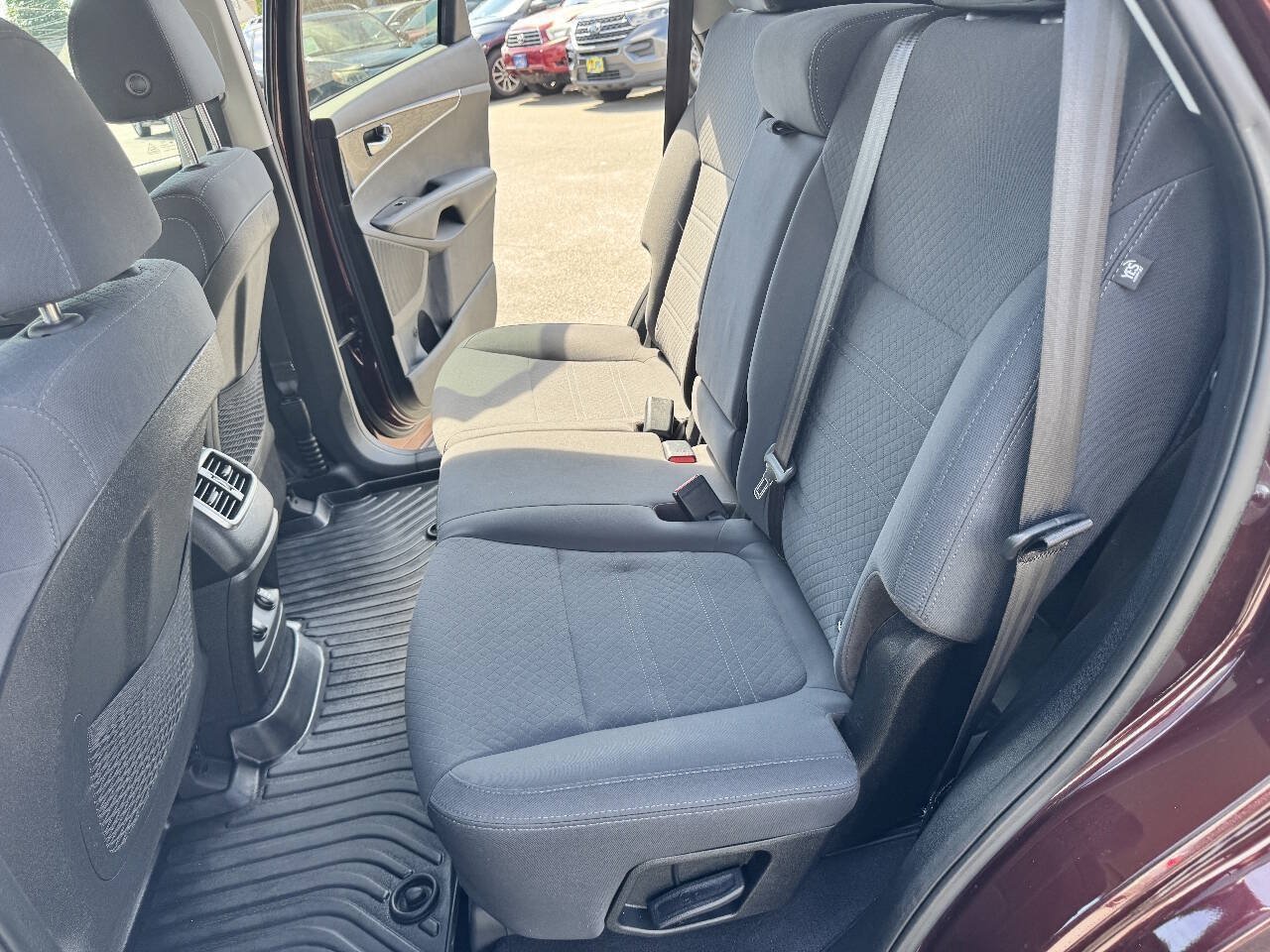 Used 2019 Kia Sorento FWD image 23