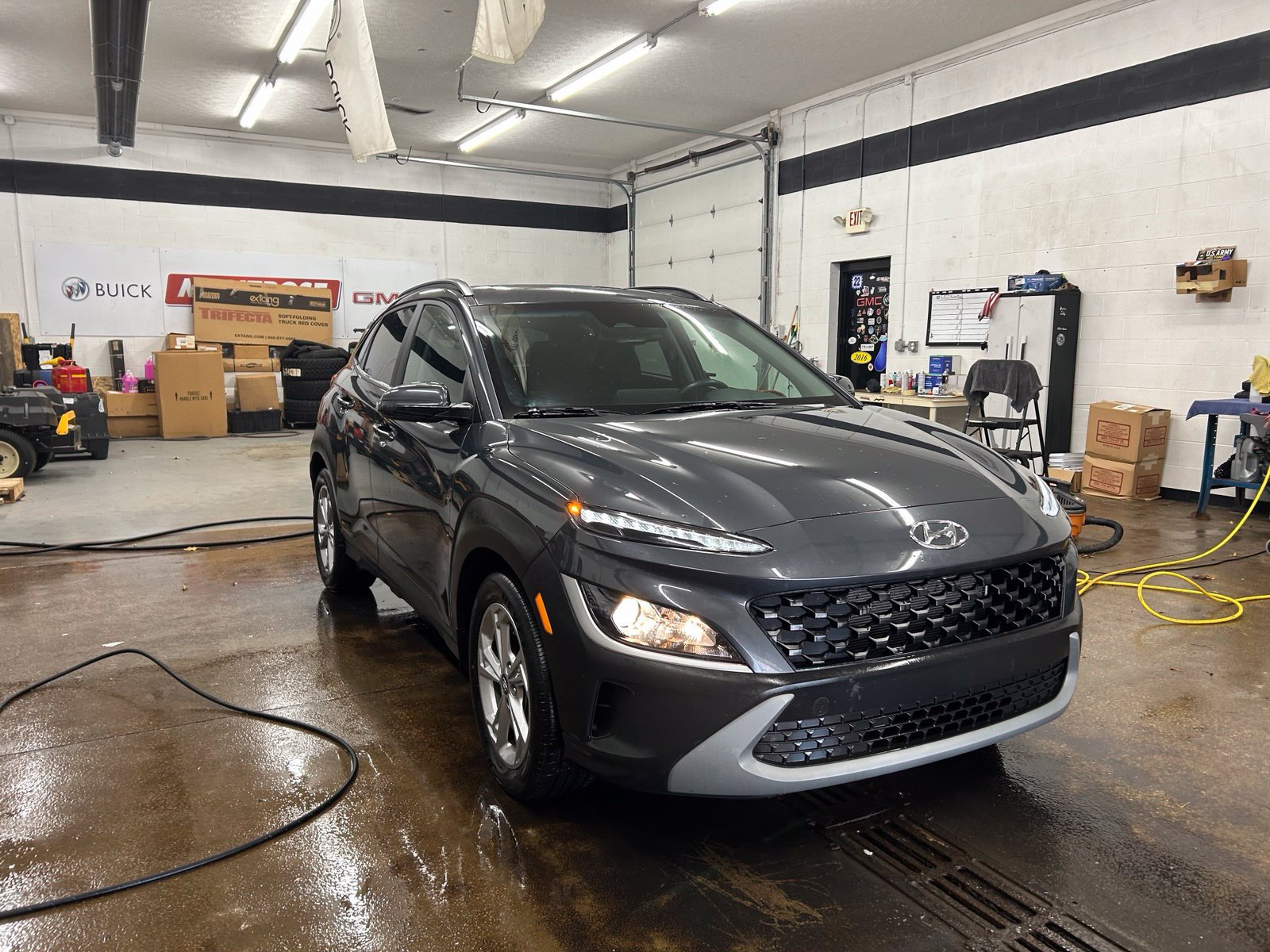 Used 2023 Hyundai Kona SEL w/ Convenience Package AWD/4WD image 9