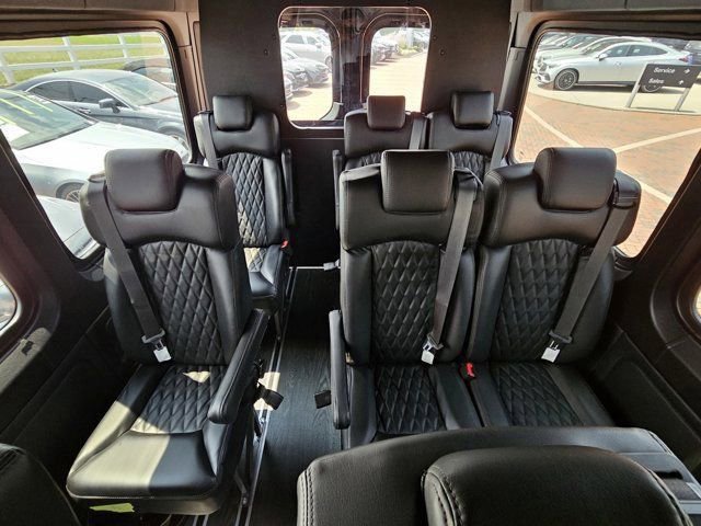 New 2024 Mercedes-Benz Sprinter 3500 image 37