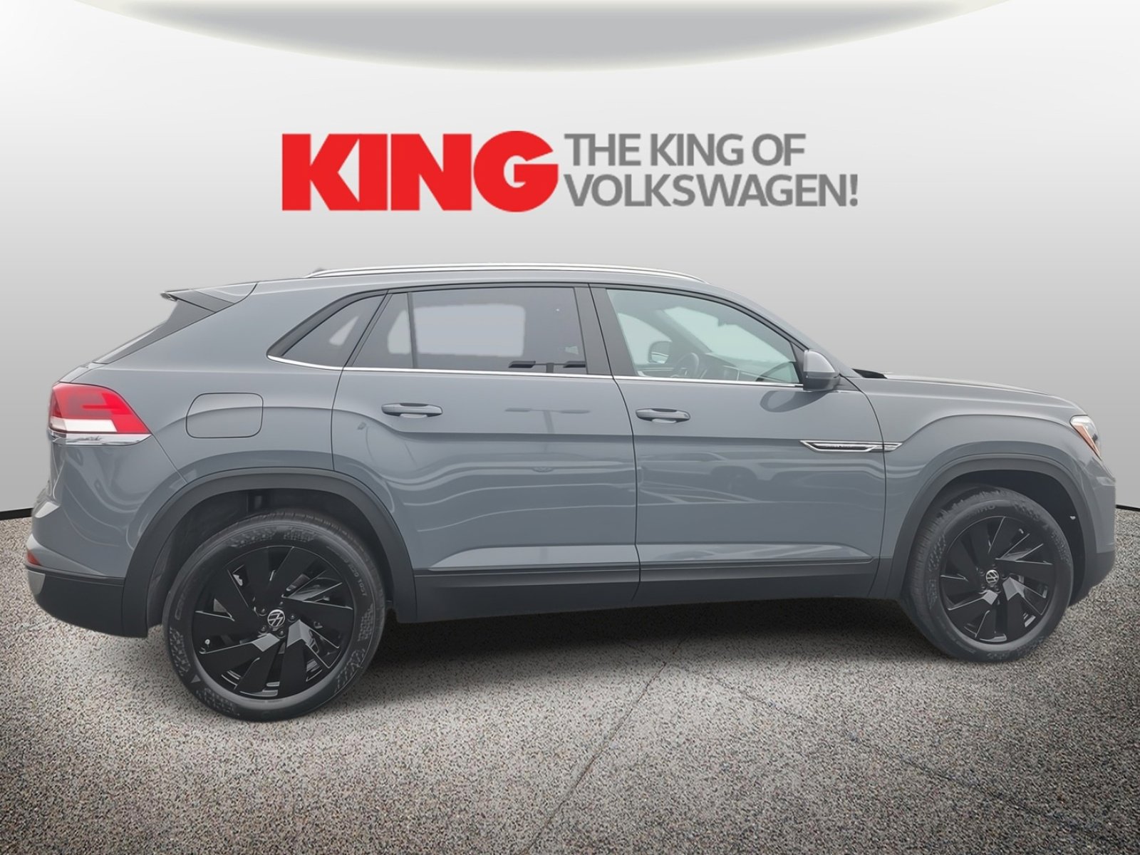 New 2026 Volkswagen Atlas Cross Sport SE image 2