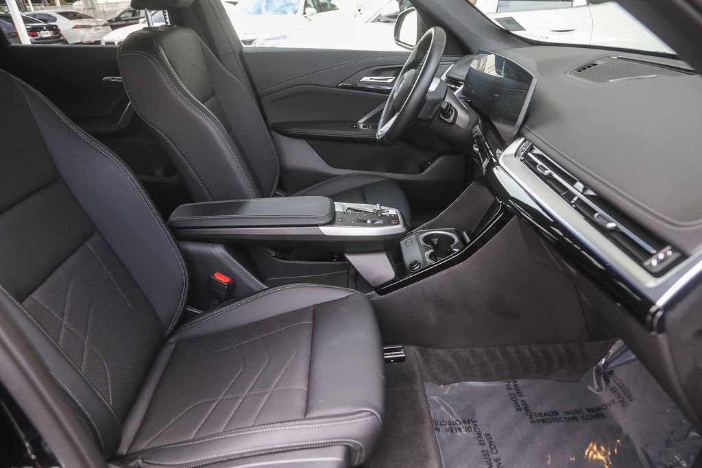 Used 2026 BMW X1 xDrive28i AWD/4WD image 12