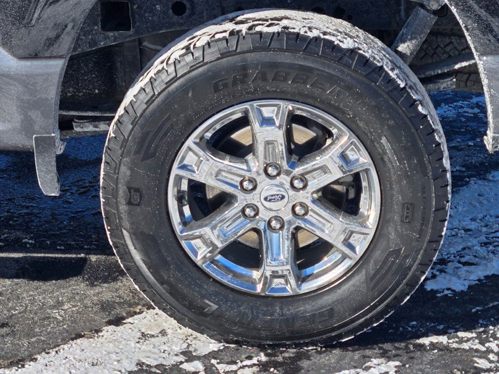 Certified 2022 Ford F150 XLT w/ Equipment Group 302A High image 17