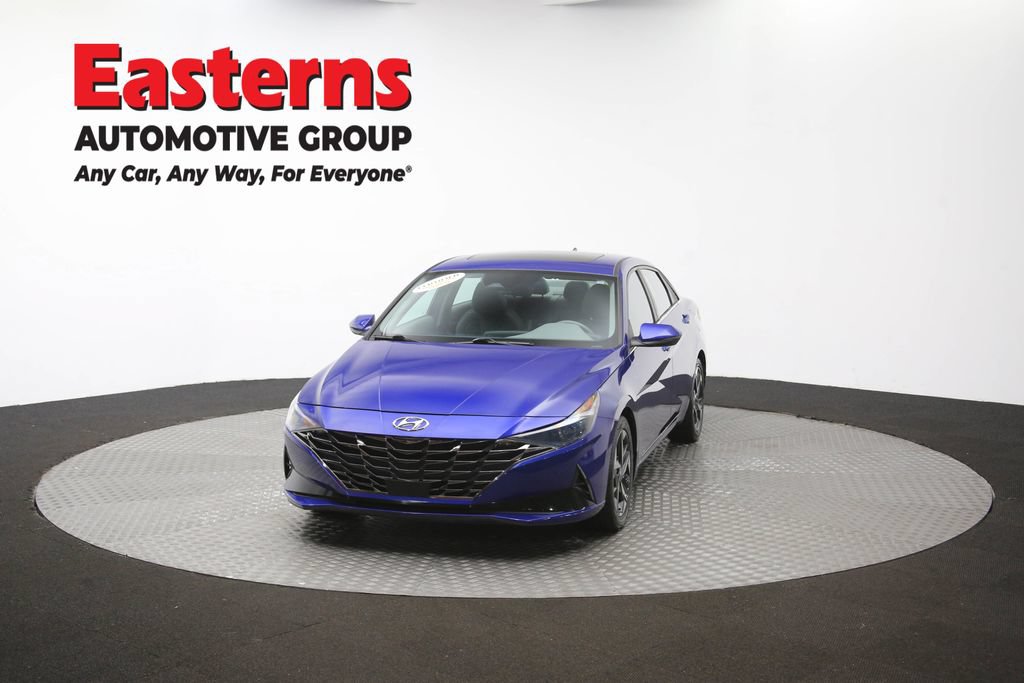 Used 2022 Hyundai Elantra SEL w/ Convenience + Premium Package FWD image 55