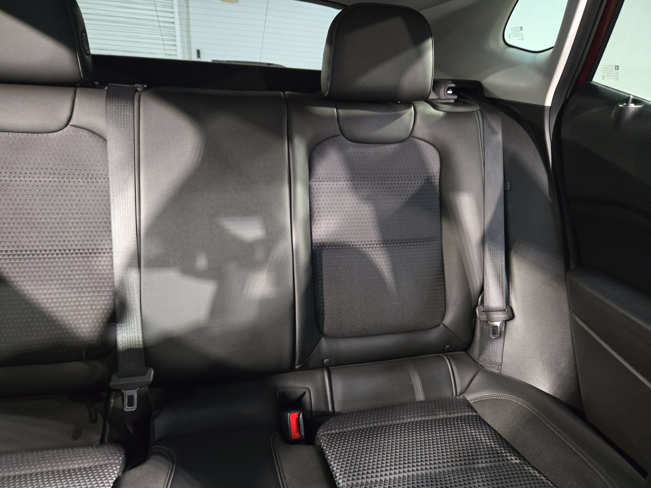 Used 2025 Chevrolet Trax LT FWD image 14