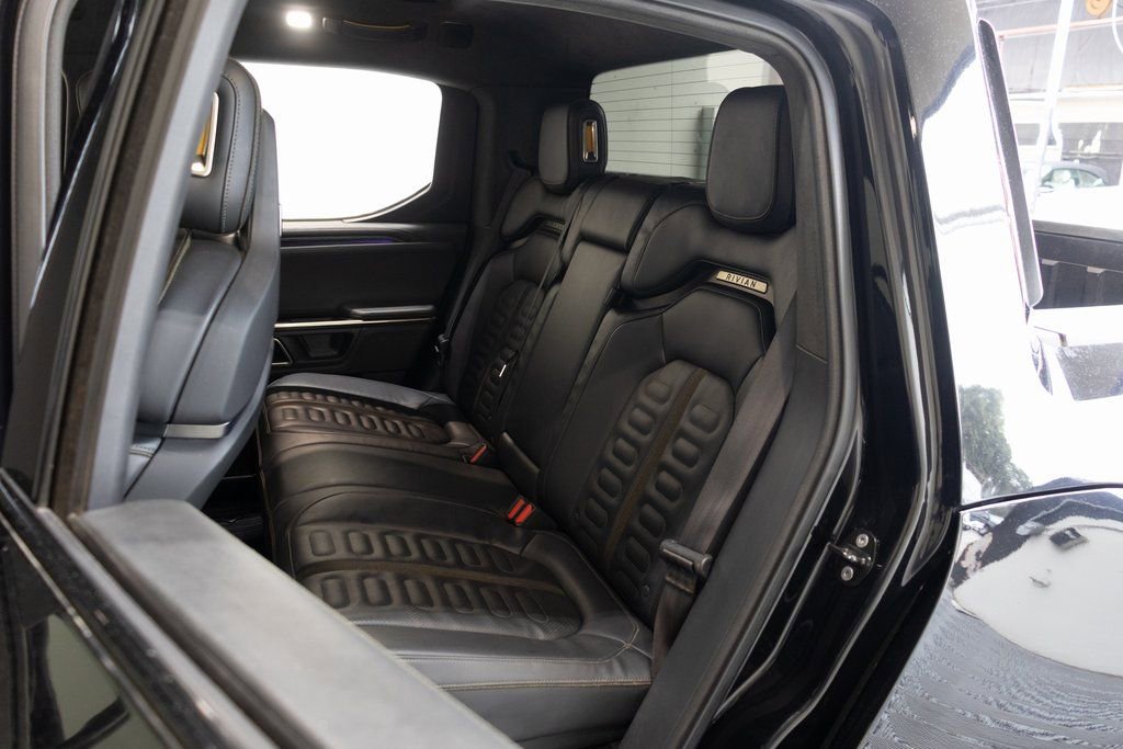 Used 2022 Rivian R1T Adventure image 24