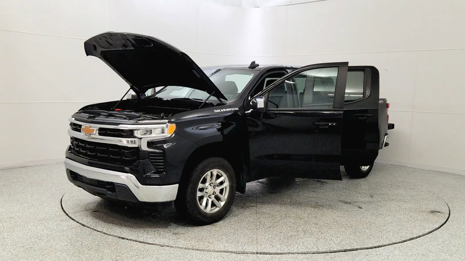 Used 2023 Chevrolet Silverado 1500 LT image 10