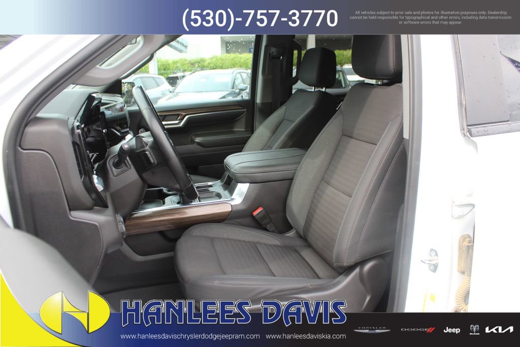 Used 2024 Chevrolet Silverado 1500 LT Trail Boss w/ Protection Package image 12