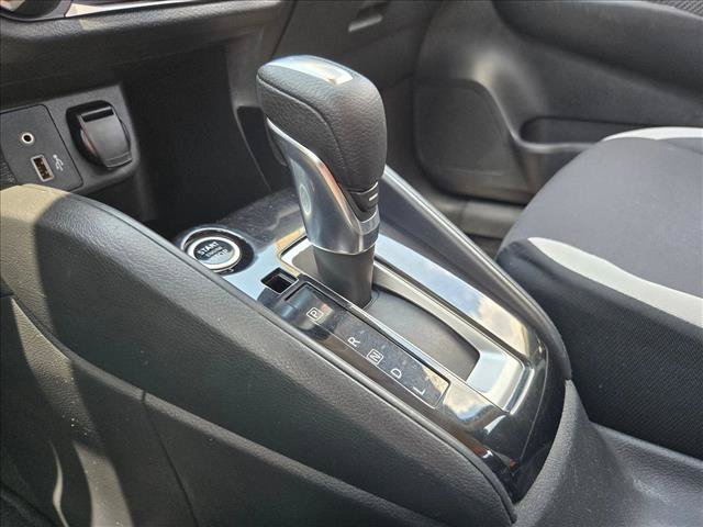 Used 2021 Nissan Versa SV FWD image 14