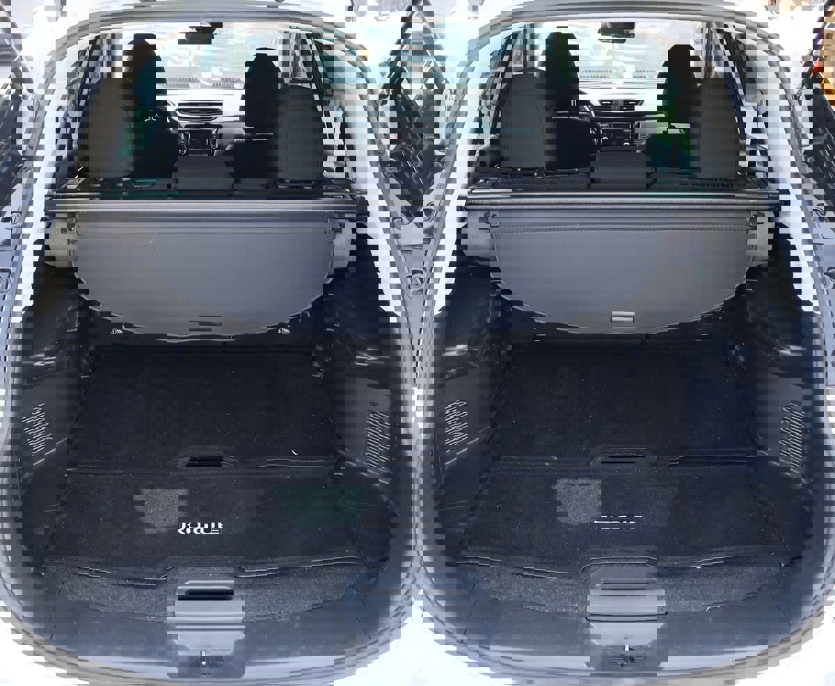 Used 2019 Nissan Rogue S image 23