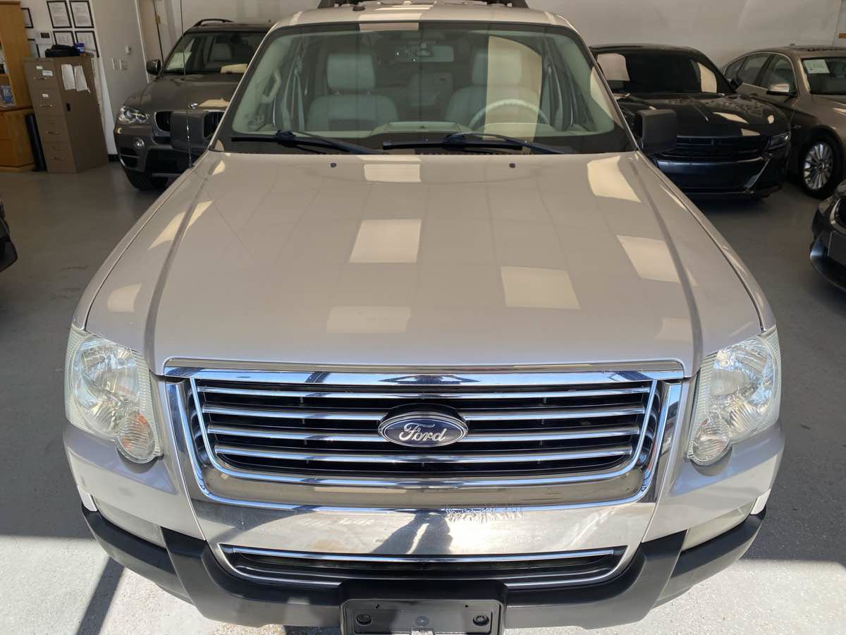 Used 2007 Ford Explorer XLT RWD image 1