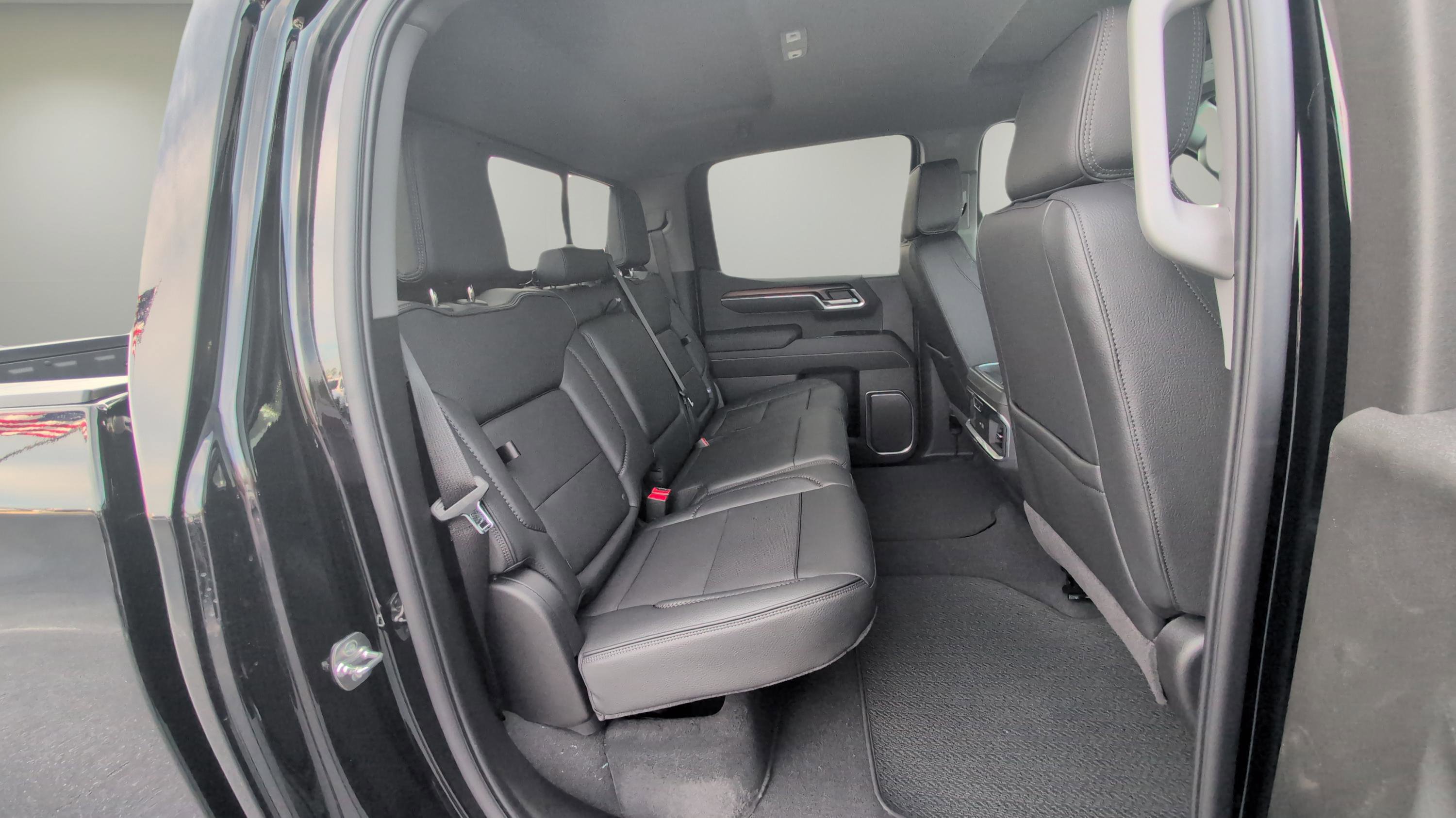 New 2026 GMC Sierra 1500 Denali w/ Technology Package image 13