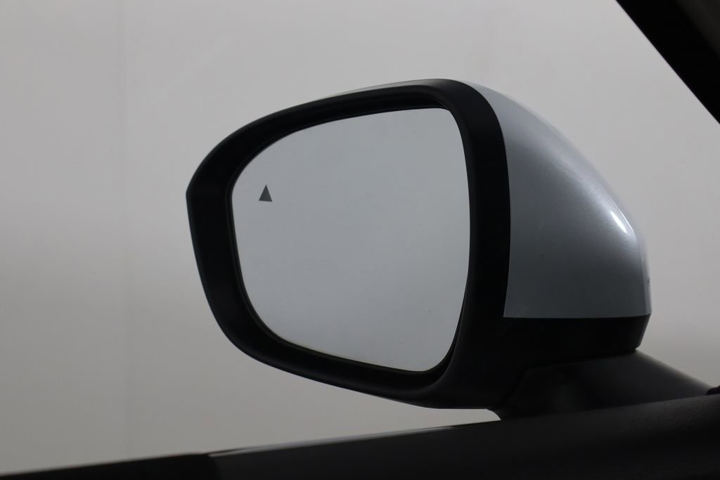 Used 2024 Mitsubishi Outlander ES image 38