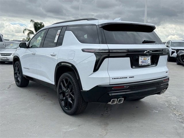 New 2026 Chevrolet Traverse RS w/ LPO, Floor Liner Package image 3