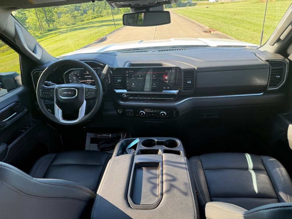 Used 2024 GMC Sierra 3500 SLT w/ LPO, GMC Protection Package AWD/4WD image 19