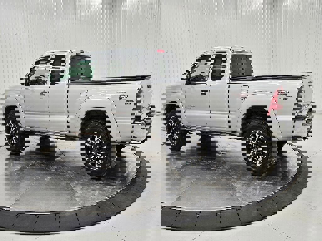 Used 2009 Toyota Tacoma 4x4 Access Cab V6 image 3