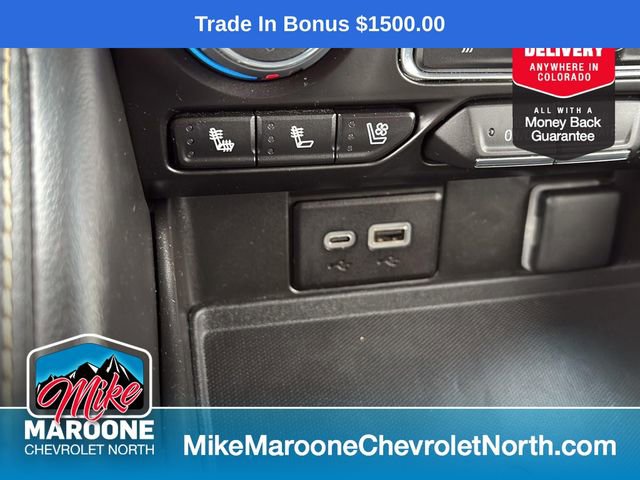 Used 2023 Chevrolet Suburban Premier image 29