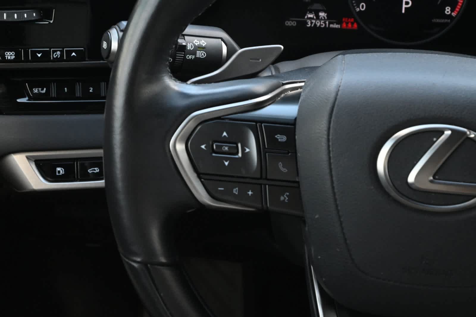 Used 2024 Lexus RX 350 Premium w/ Accessory Package (Z1) FWD image 10