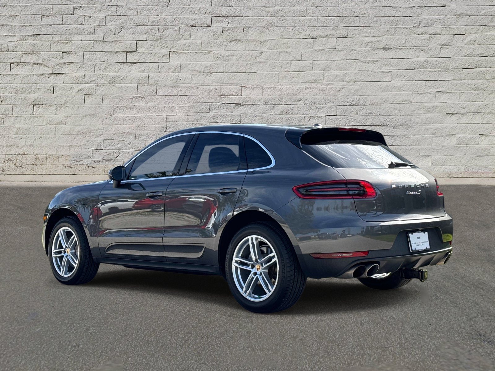 Used 2016 Porsche Macan S AWD/4WD image 3