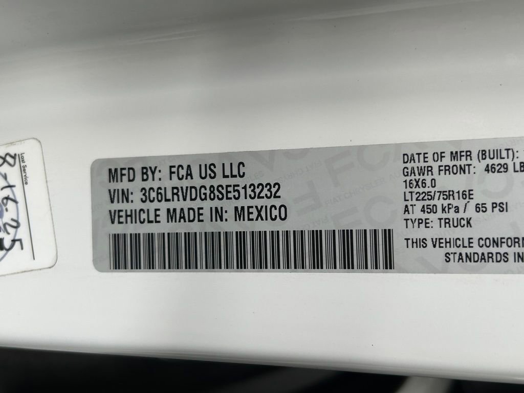 Used 2025 RAM ProMaster 2500 w/ Convenience Group image 48