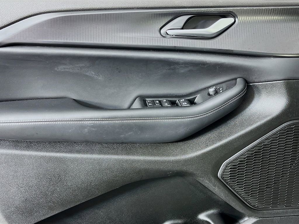 Used 2023 Jeep Grand Cherokee L Laredo AWD/4WD image 25