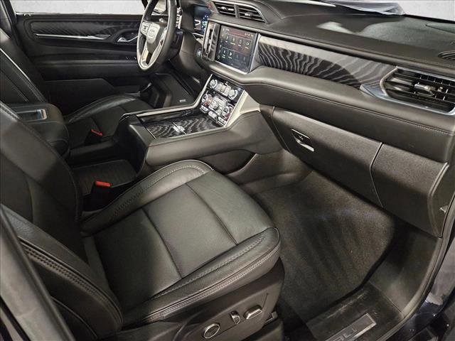 Used 2023 GMC Yukon XL Denali AWD/4WD image 20