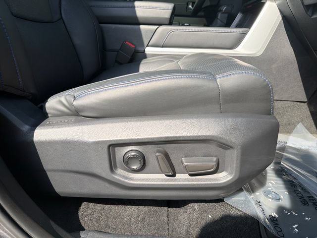 Used 2025 Toyota Tundra Platinum w/ TRD Off-Road Package AWD/4WD image 36