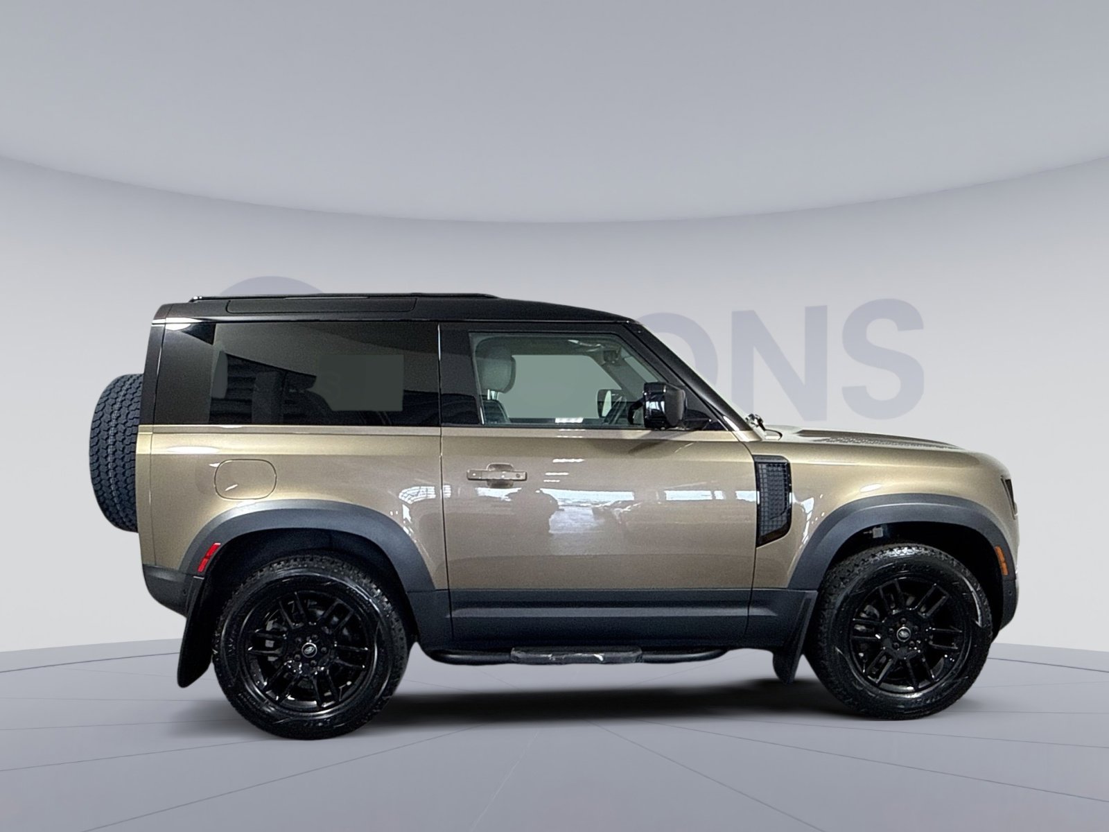 Used 2023 Land Rover Defender 90 S AWD/4WD image 8
