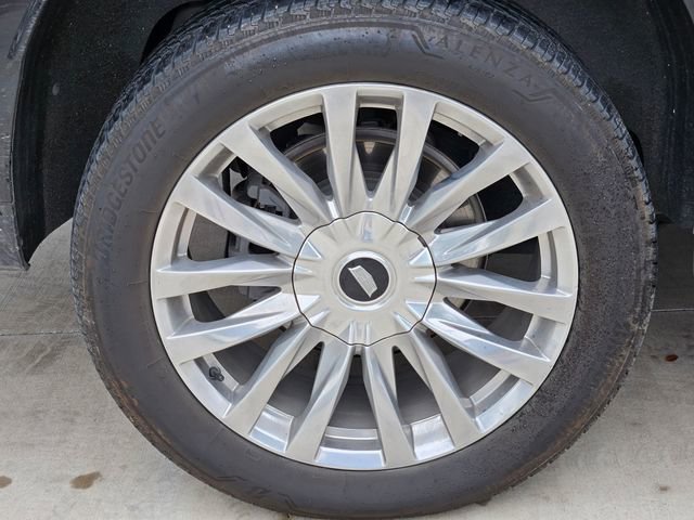 Used 2022 Cadillac Escalade ESV Premium Luxury AWD/4WD image 6