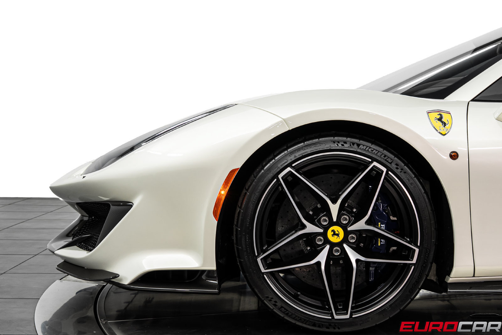Used 2020 Ferrari 488 Pista Spider RWD image 18