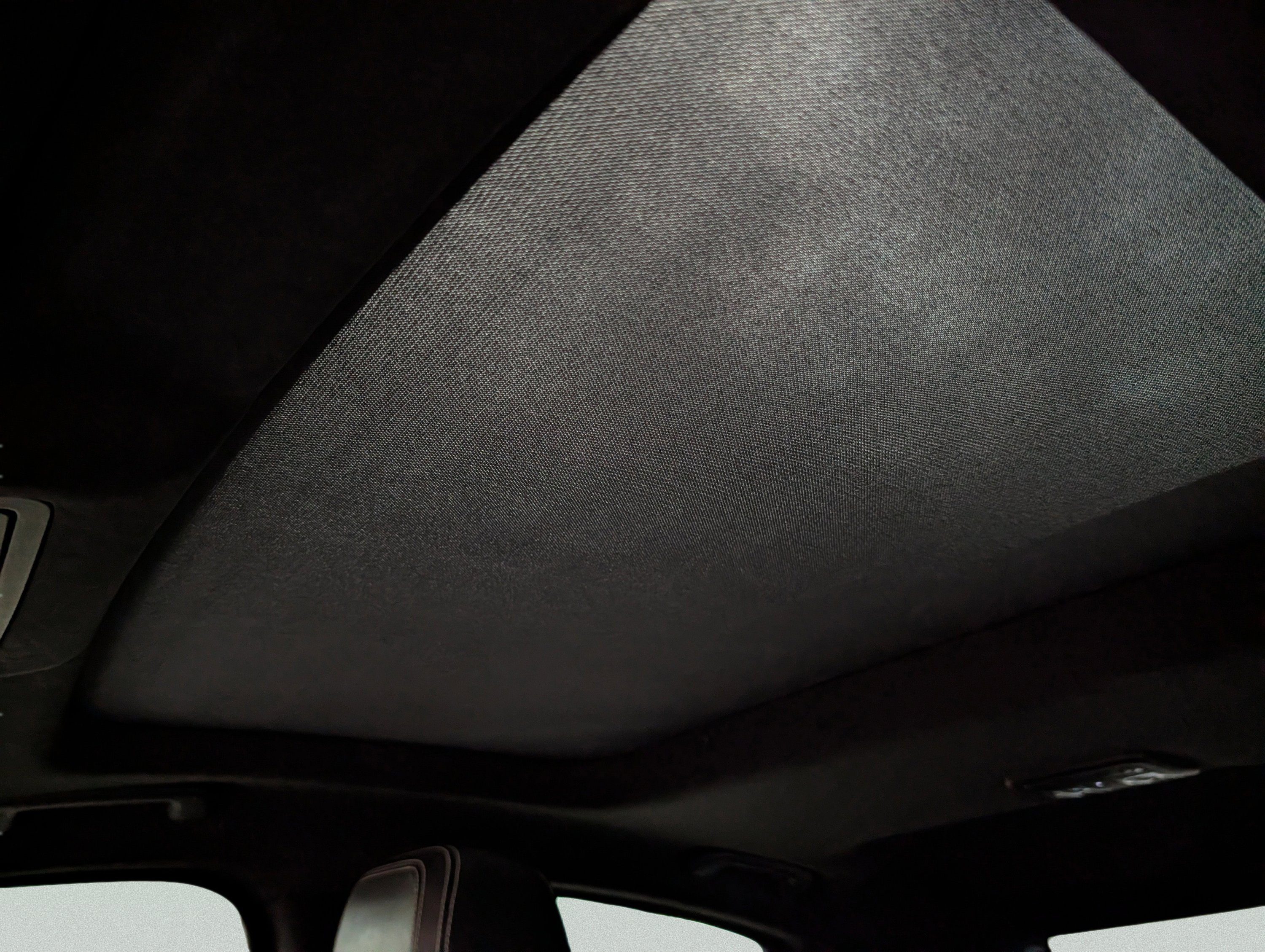 Used 2018 Jaguar XF S image 67