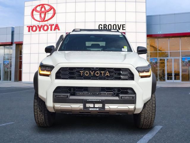 Used 2025 Toyota 4Runner Trailhunter AWD/4WD image 9