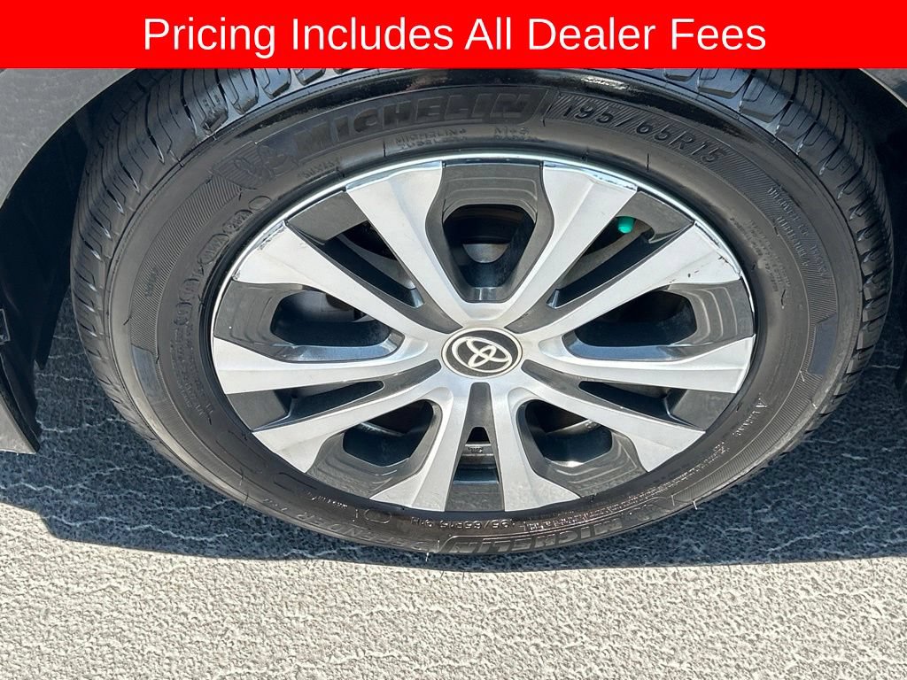 Used 2021 Toyota Corolla LE FWD image 21