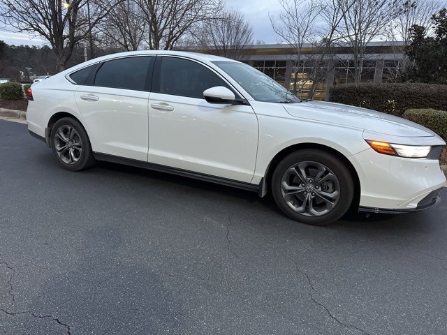 Certified 2024 Honda Accord EX-L image 3