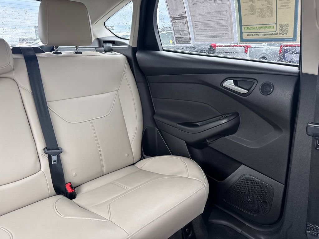 Used 2018 Ford Focus Titanium FWD image 29