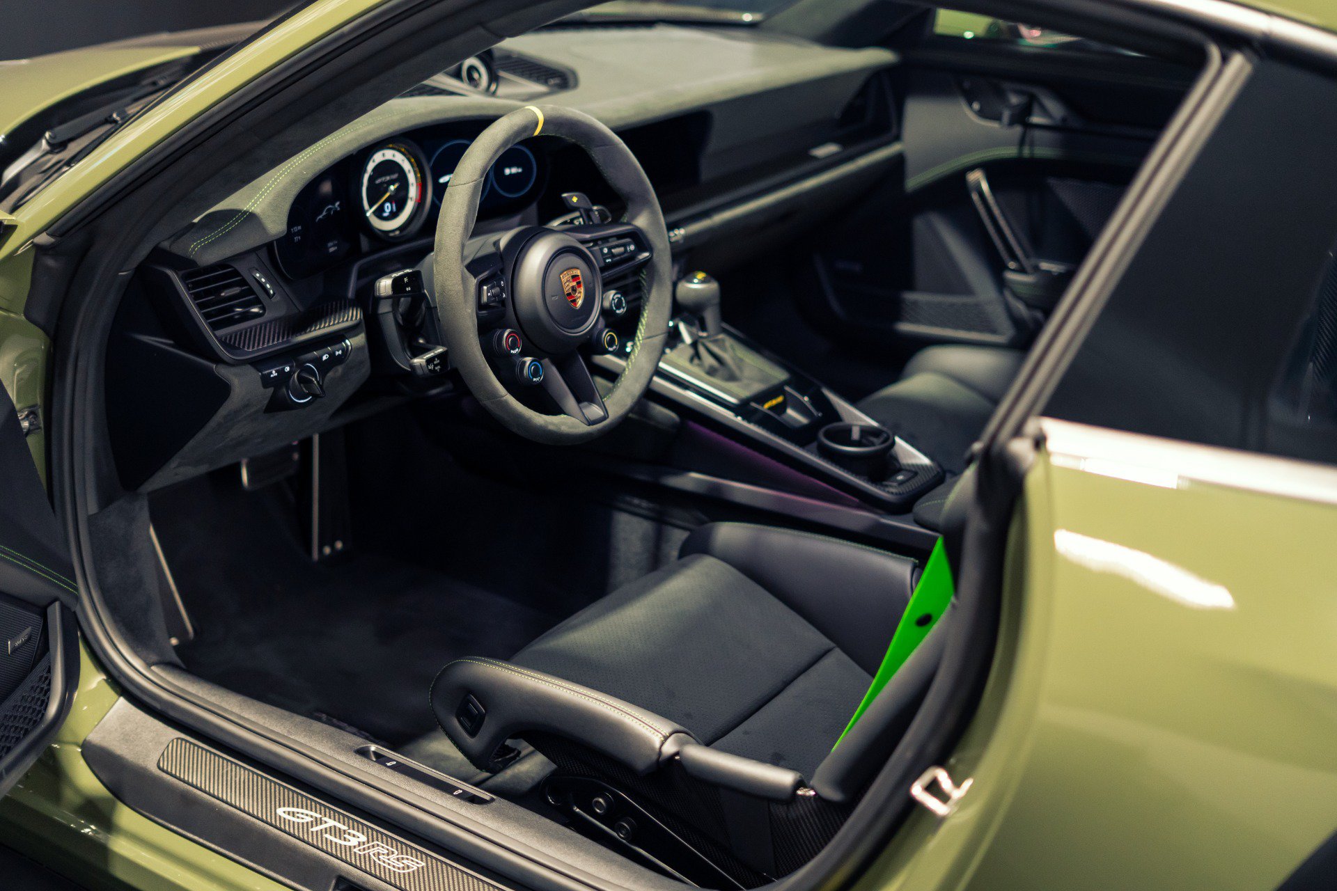 Used 2024 Porsche 911 GT3 RS RWD image 19