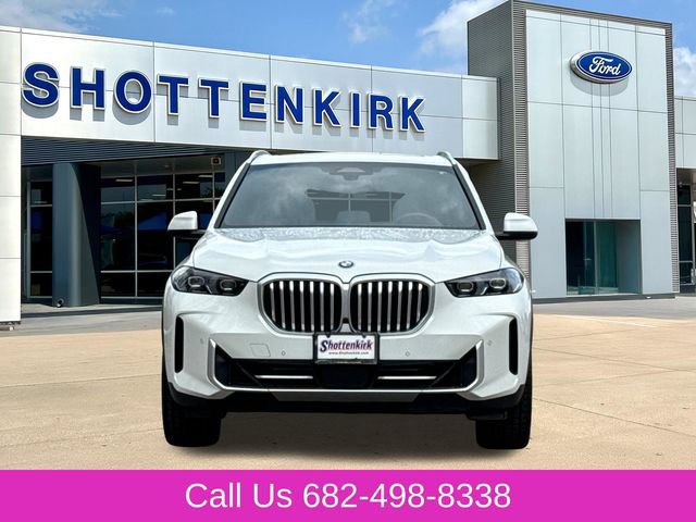 Used 2024 BMW X5 xDrive40i w/ Premium Package AWD/4WD image 2