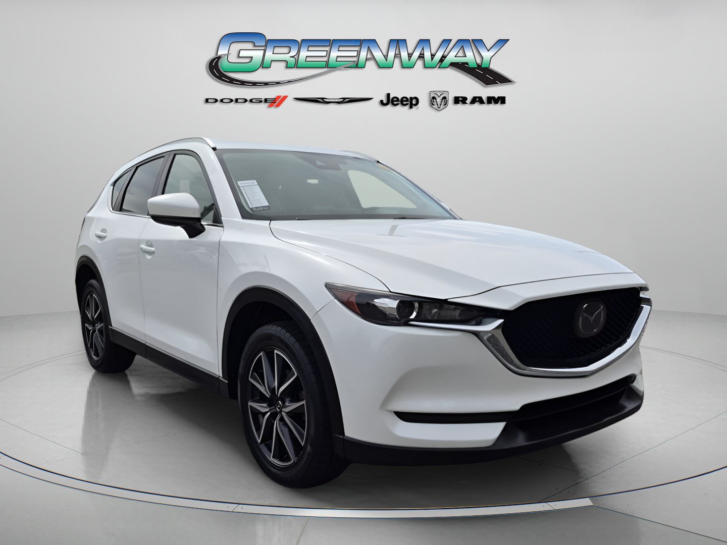 Used 2018 MAZDA CX-5 Touring w/ Preferred Equipment Package FWD image 1