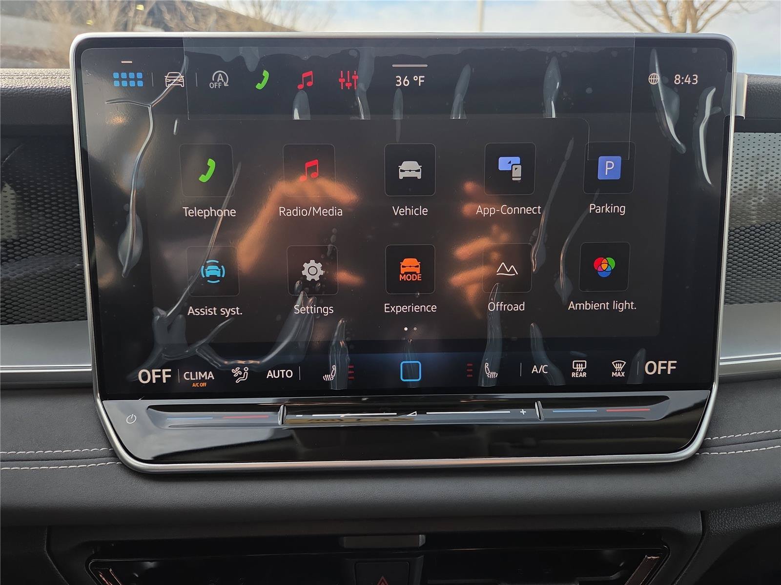 New 2026 Volkswagen Tiguan SE AWD/4WD image 18