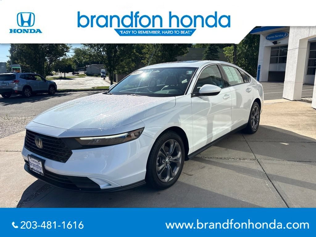Used 2024 Honda Accord EX image 4