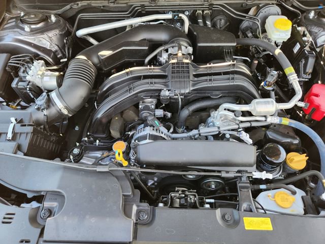 Certified 2025 Subaru Crosstrek 2.5i Limited w/ Crosstrek Mirror Package image 33