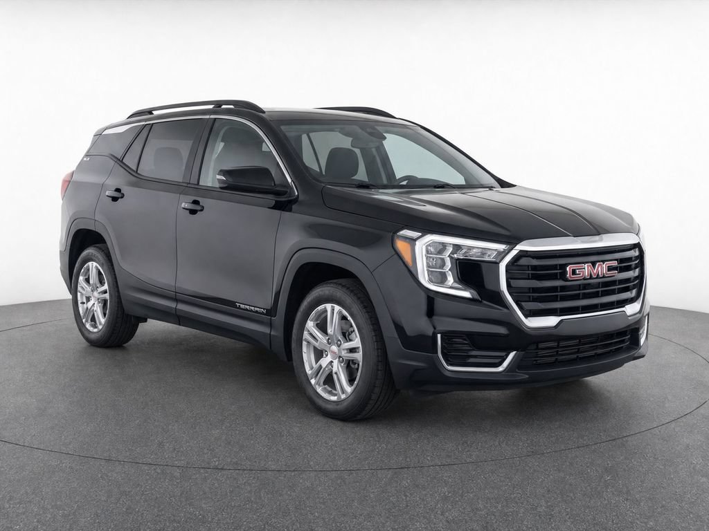 Used 2024 GMC Terrain SLE w/ Driver Convenience Package AWD/4WD image 2