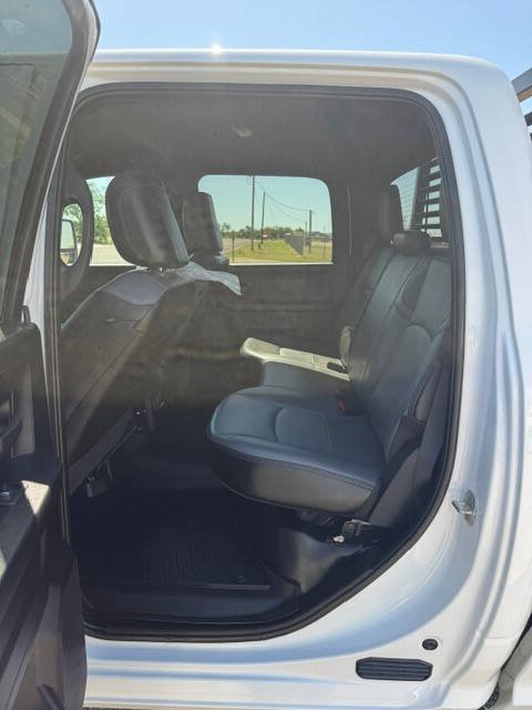 Used 2024 RAM 2500 Tradesman w/ Chrome Appearance Group AWD/4WD image 18