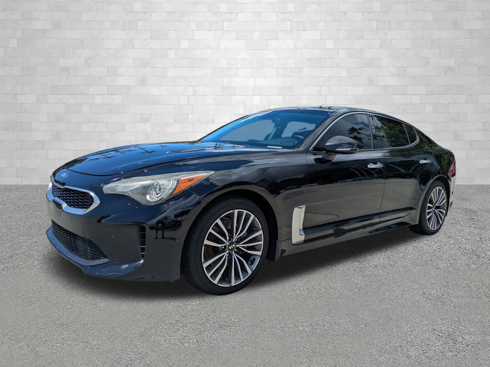 Used 2019 Kia Stinger RWD image 5