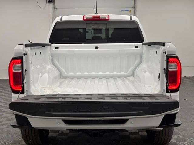 New 2026 GMC Canyon Elevation image 9
