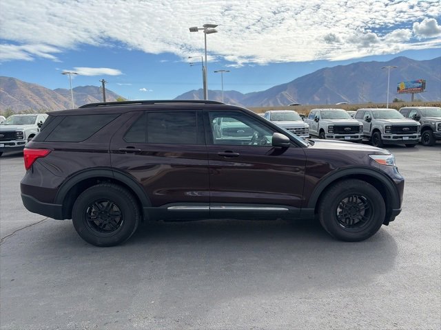 Used 2023 Ford Explorer XLT w/ Equipment Group 202A image 5