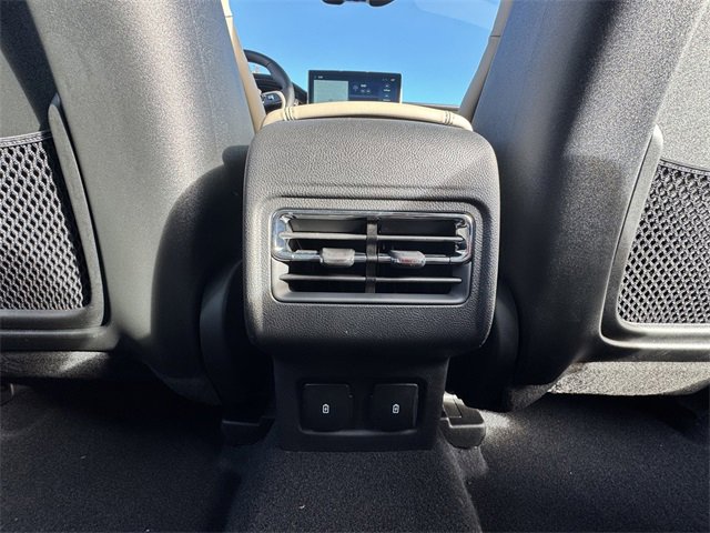 New 2026 Lincoln Corsair Premiere image 16