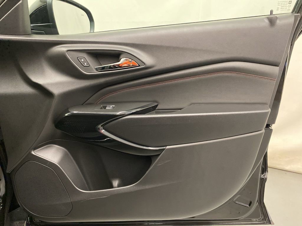New 2026 Chevrolet Trax RS w/ Driver Confidence Package image 11